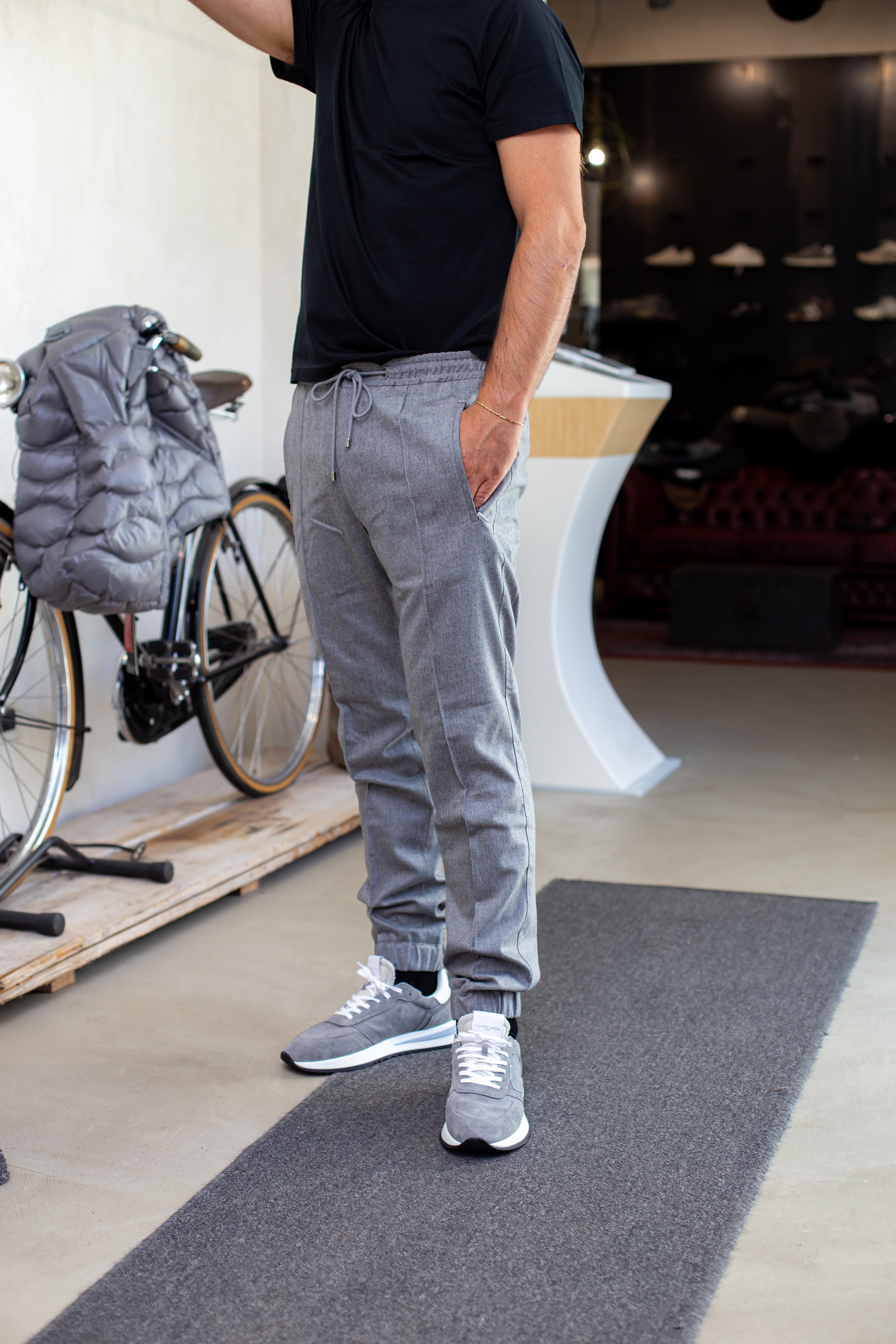 CORNELIANI Pantaloni Autunno/Inverno Lana Vergine